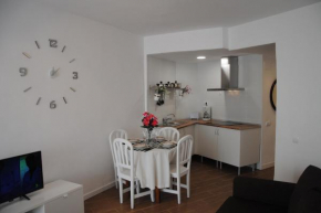 Apartamento Cerca De La Playa Y Campo De Golf Con Piscina